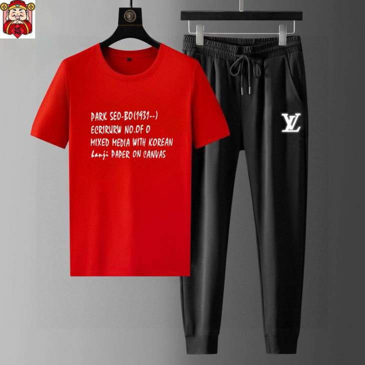 Picture of LV Shirt Pant Suits _SKULVM-5XLkdtr17623666